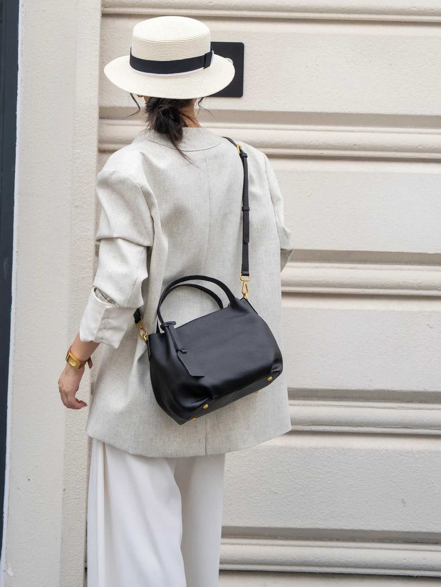 Genuine Grade Cow Leather Womens Shoulder Crossbody Bag Female Luxury Designer Brand Tote Ladies Soft Cowhide Handbag for WomanT251122