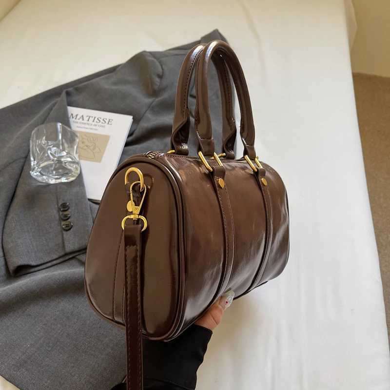 High-end feel small baggages for women unique design versatile hand-held Boston bag pillow bagT251122