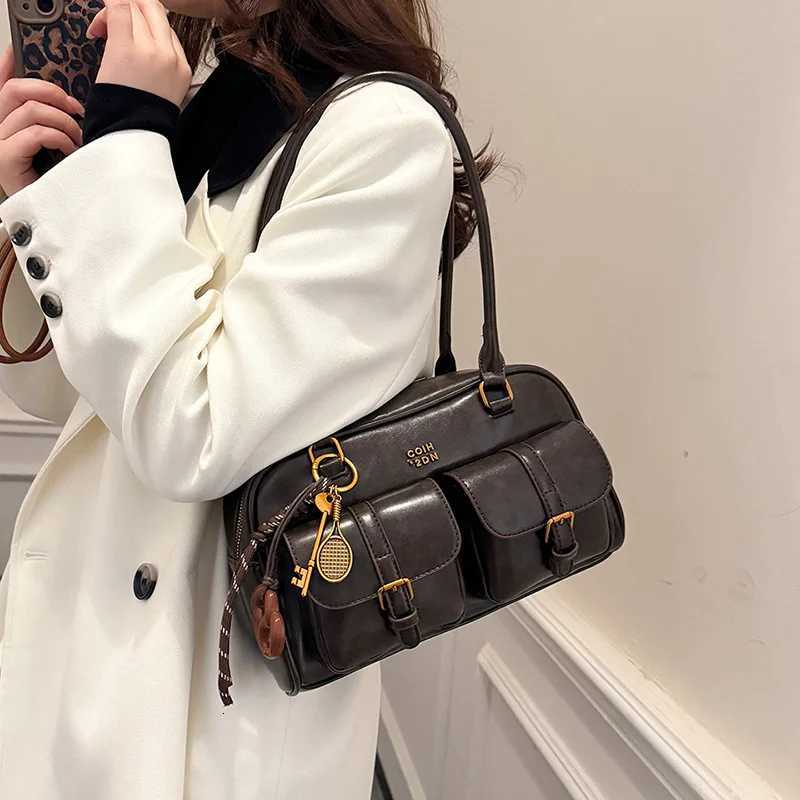 Cross-Border New Boston Womens Bowling Bag Light Luxury Niche Shoulder Bag 2025 Large Capacity Underarm BagT251122