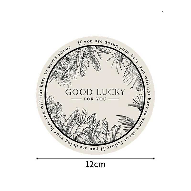 luxery Printed American Round Dining Table Mat In Black And White Color Waterproof Heat-Resistant Dining Mat Indoor Decoration Cup Mat C251122