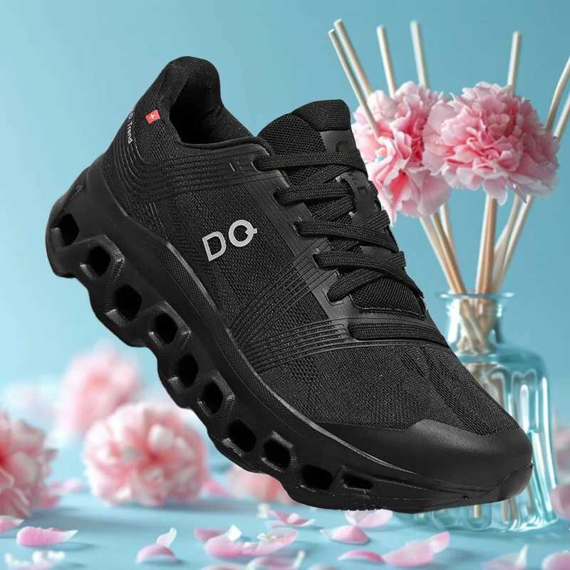 Popular womens sports shoes comfortable fatigue free fashionable and versatile basketball shoes anti slip and wear-resistantC250425