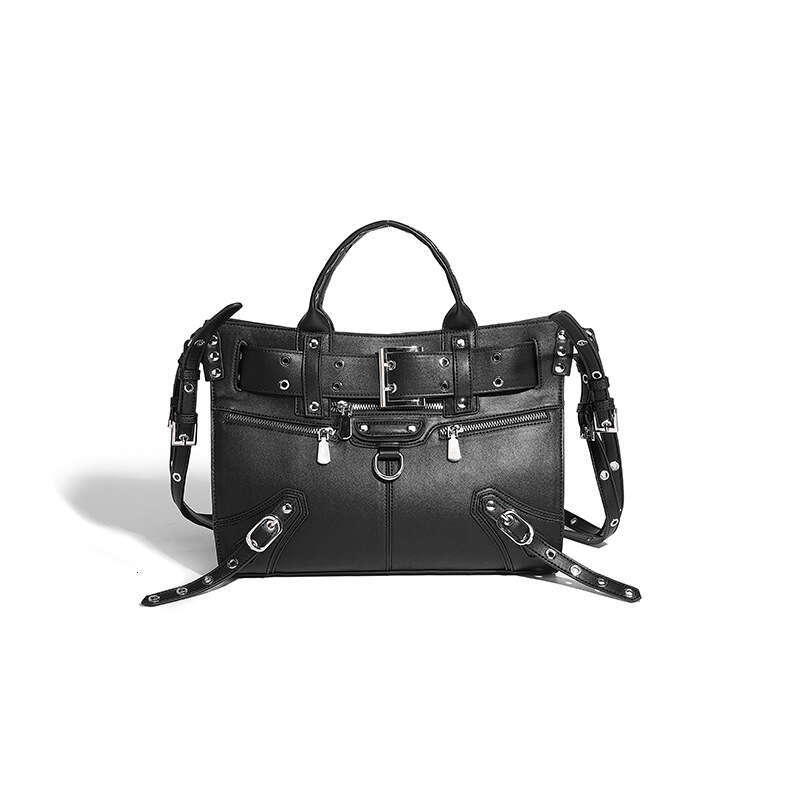 Designer Women's Bags Designer Heavy Industry Liunail Motorcycle For Women 2023 Winter New High End Niche Design Large Capacity Tote Crossbody Ba