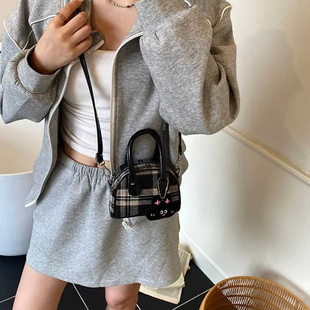 Trendy French Style Woolen Plaid Bowling Bag Cloth Large Capacity Boston Shoulder Bag PU Leather Elegant Women Handbags DailyT251122