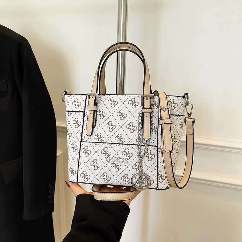 Chic Leather Crossbody Bag For Women luxury brand Shoulder Handbag Ladies Purse With Engraved K251121