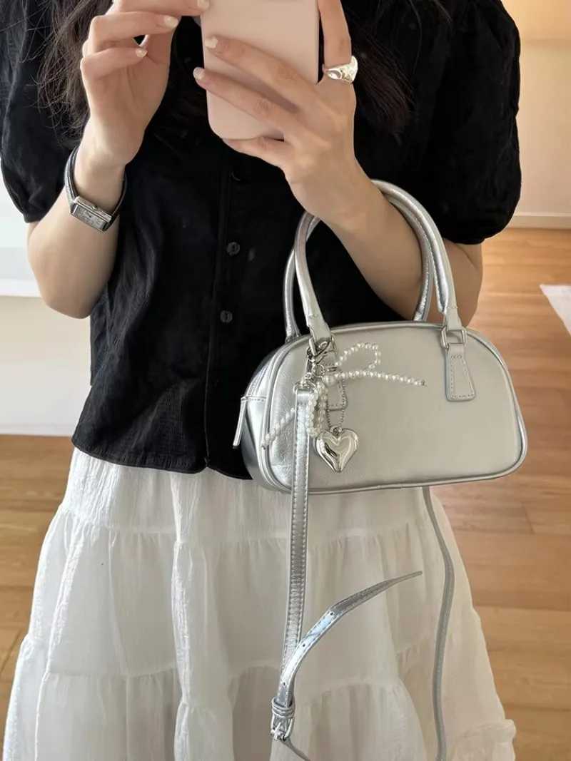 South Korea Handbag 2025 New Arrival Sle Satchel Small Square Bag Female Exquisite and Versatile Crossbody Boston Bowling BagT251122