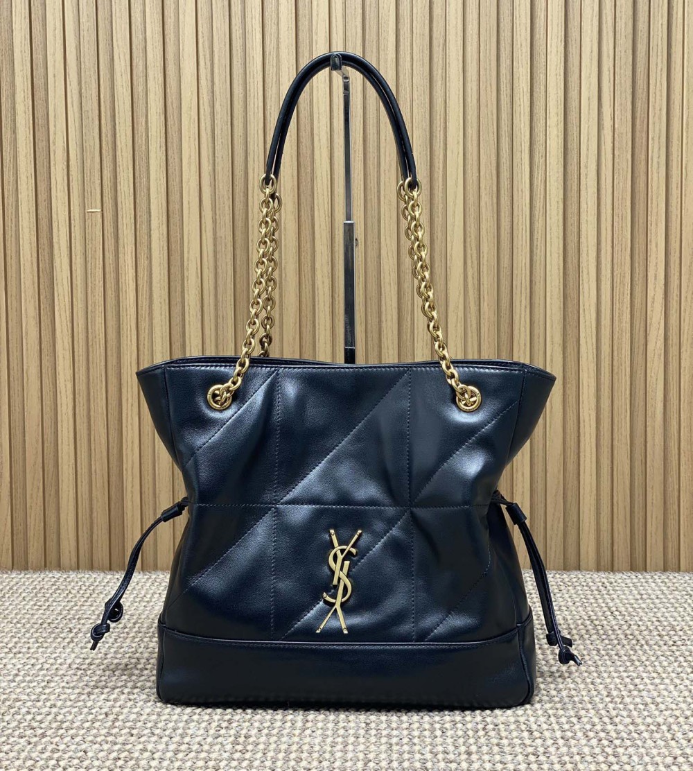 Designer bag fashionable and luxurious tote bag sheepskin handbag high-quality chain bag shoulder bag crossbody bag versatile wallet for outdoor use 35cm bag