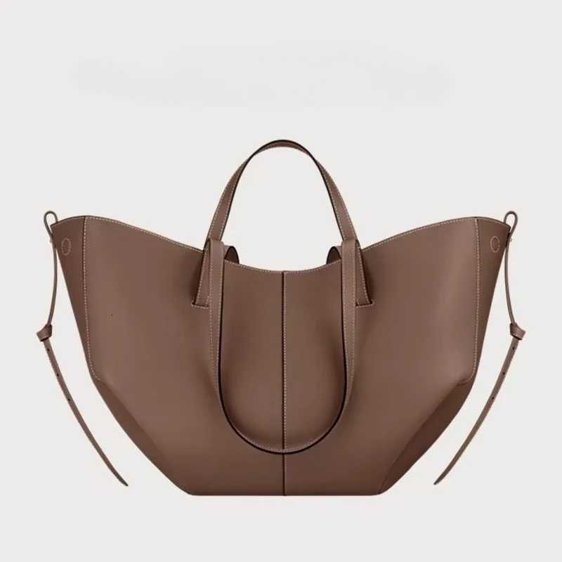 Cowhide large capacity new handbag travel shopping bag casual commuting shoulder bag bucket bag detachable inner bag K251121