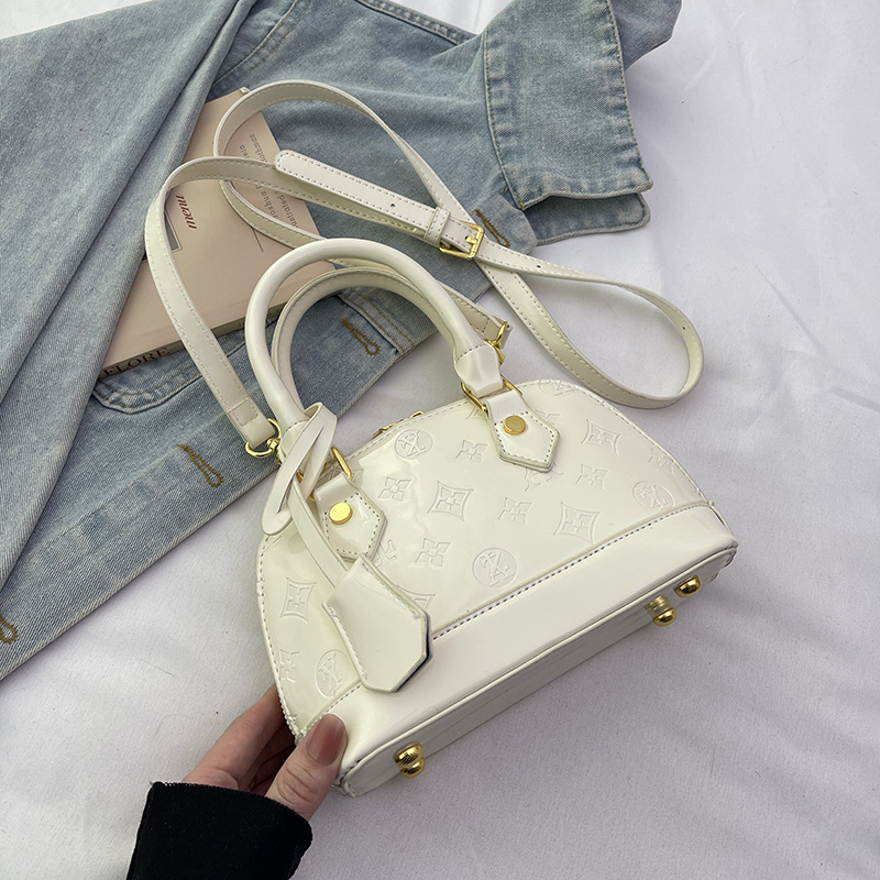 Designer Bags, foreign Trade Shell Bag 2025 New style, light luxury, high-end and stylish design, single-shoulder crossbody bag for women Free shippin