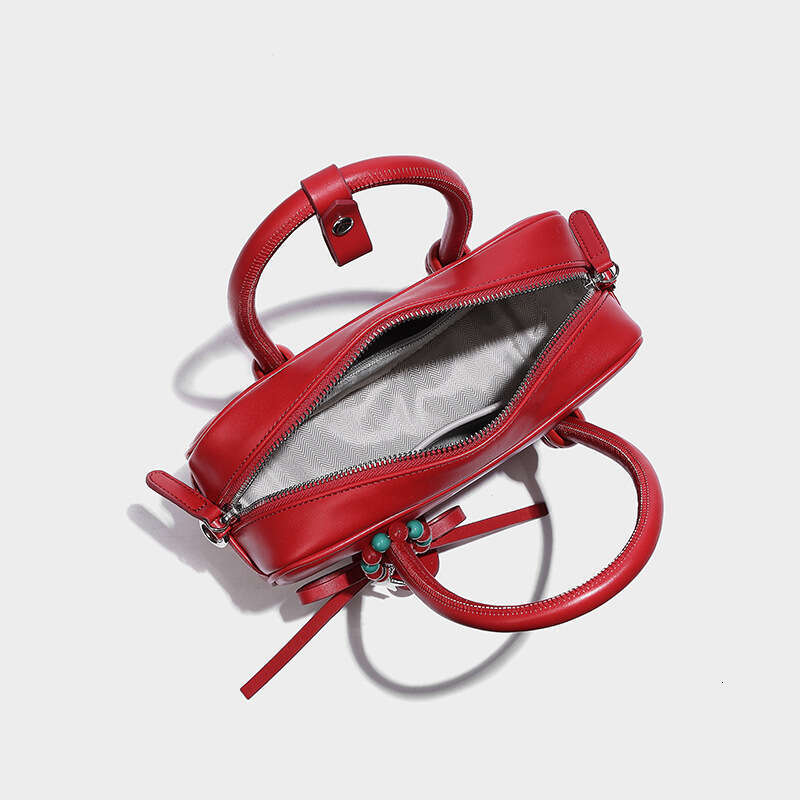 Women's Bags Designer Heartbeat Melody High End Handbag For Women New Red Bridal Fashion Single Shoulder Crossover Pillow Bag