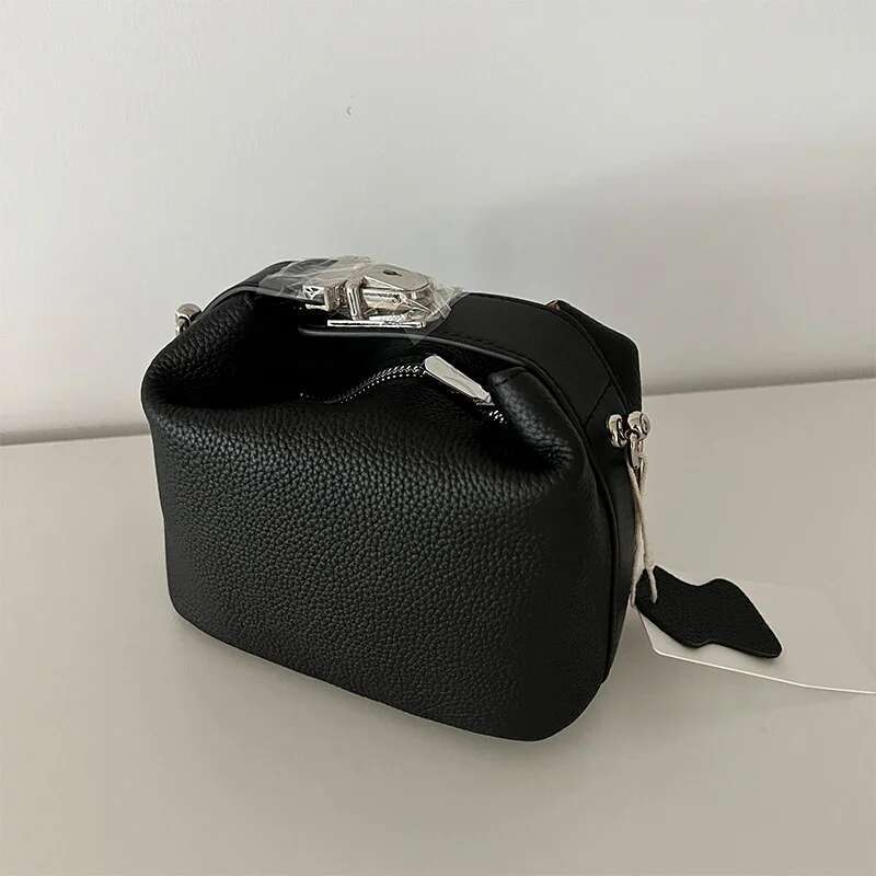 Real Leather Telephone Handbags For Women Mini Bag Sier Buckle Hobos Cross Body Bags Buckets Designer Purses New Arrivals Bag