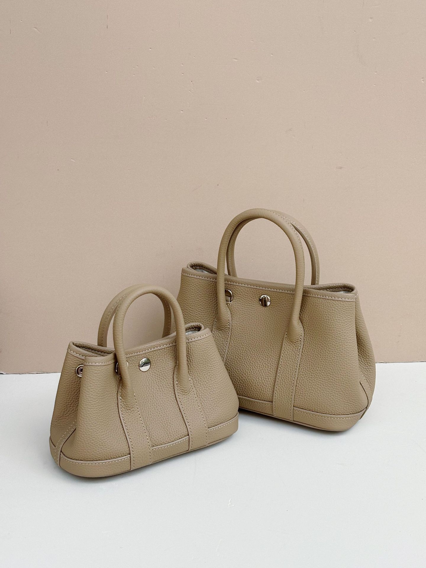 Crossbody Mini Garden Bag 2025 New Fashionable And Versatile Leather Tote Bag For Spring And Summer High End And Niche Leather Shoulder Bag