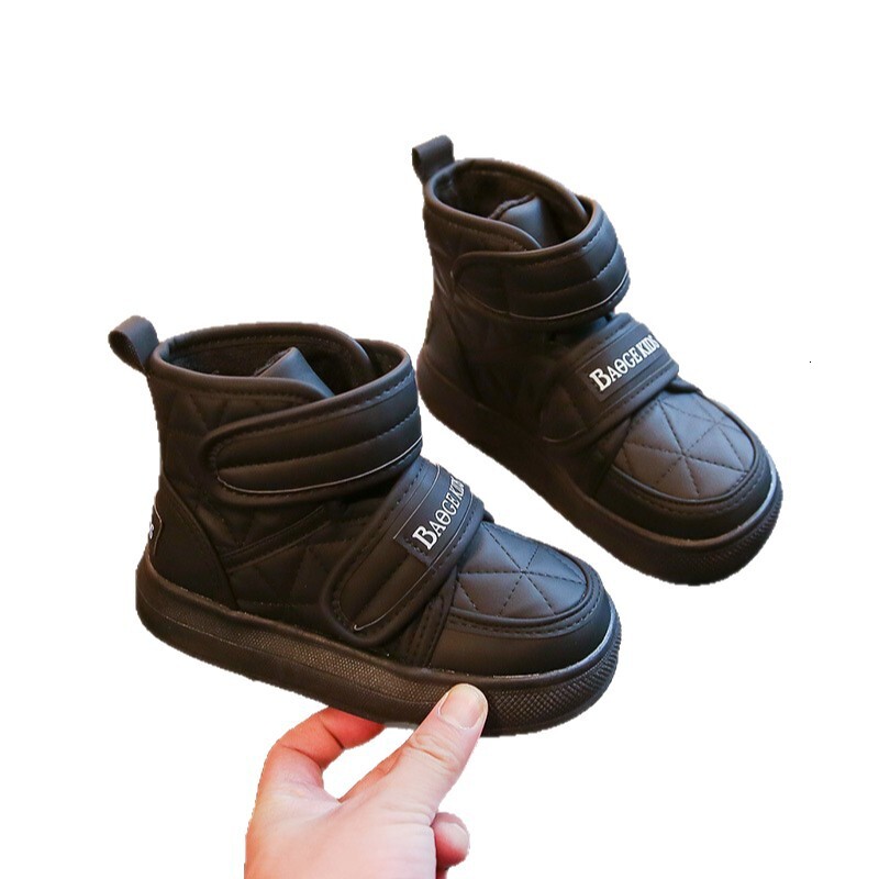 New designer shoes Children s Cotton Shoes Boys and Girls Winter New Snow Boots Fleece Lined Thickened Warm Large Cotton Boots Non Slip Versatile