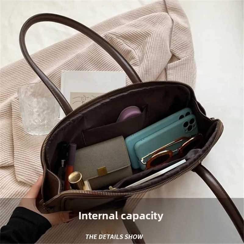 Classic Leather Handbag Retro Simple Shoulder Underarm Bag Elegant Stylish Baguette Tote Bag for Women Everyday CollocationT251122