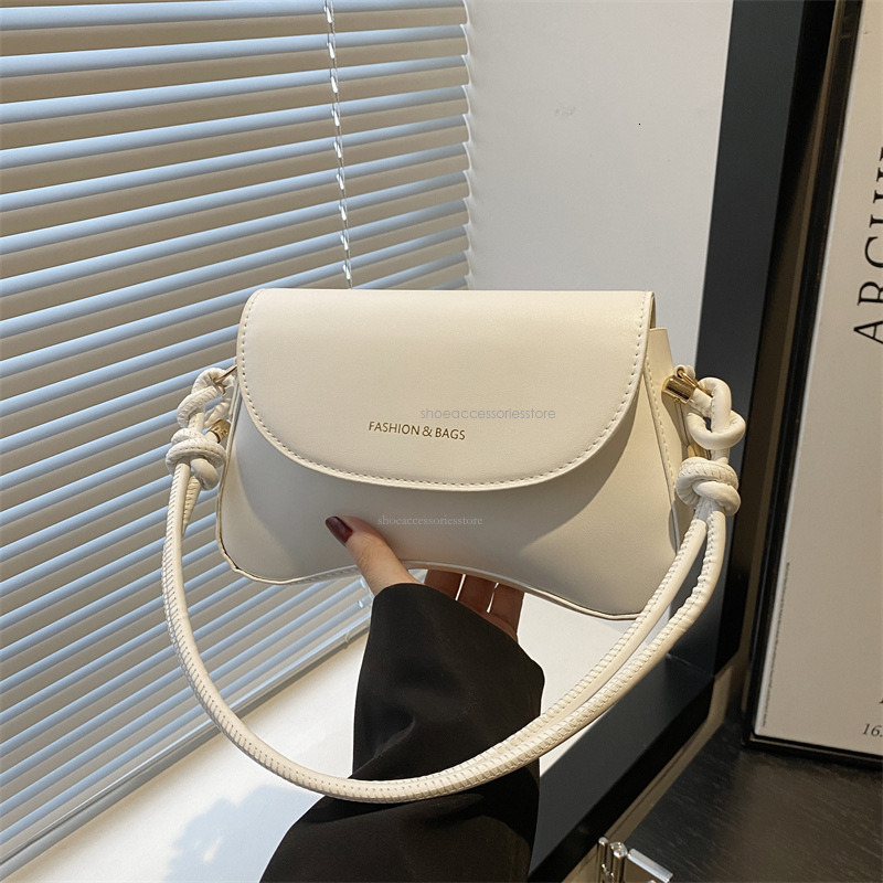 Solid Color Western Style Sloping Women's 2025 New Designer Luxury Korean Version Texture Fashion Shoulder Bag Fashion Handbag