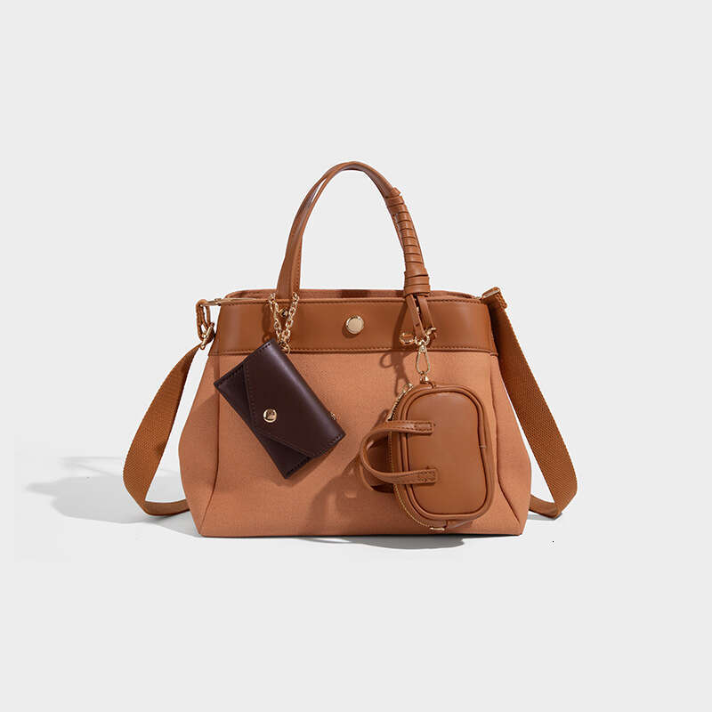 Designer Women's Bags Designer Large Capacity Casual For Women, New Fashionable Crossbody Bag, Autumn And Winter Simple Hand-Held Work Commuting 
