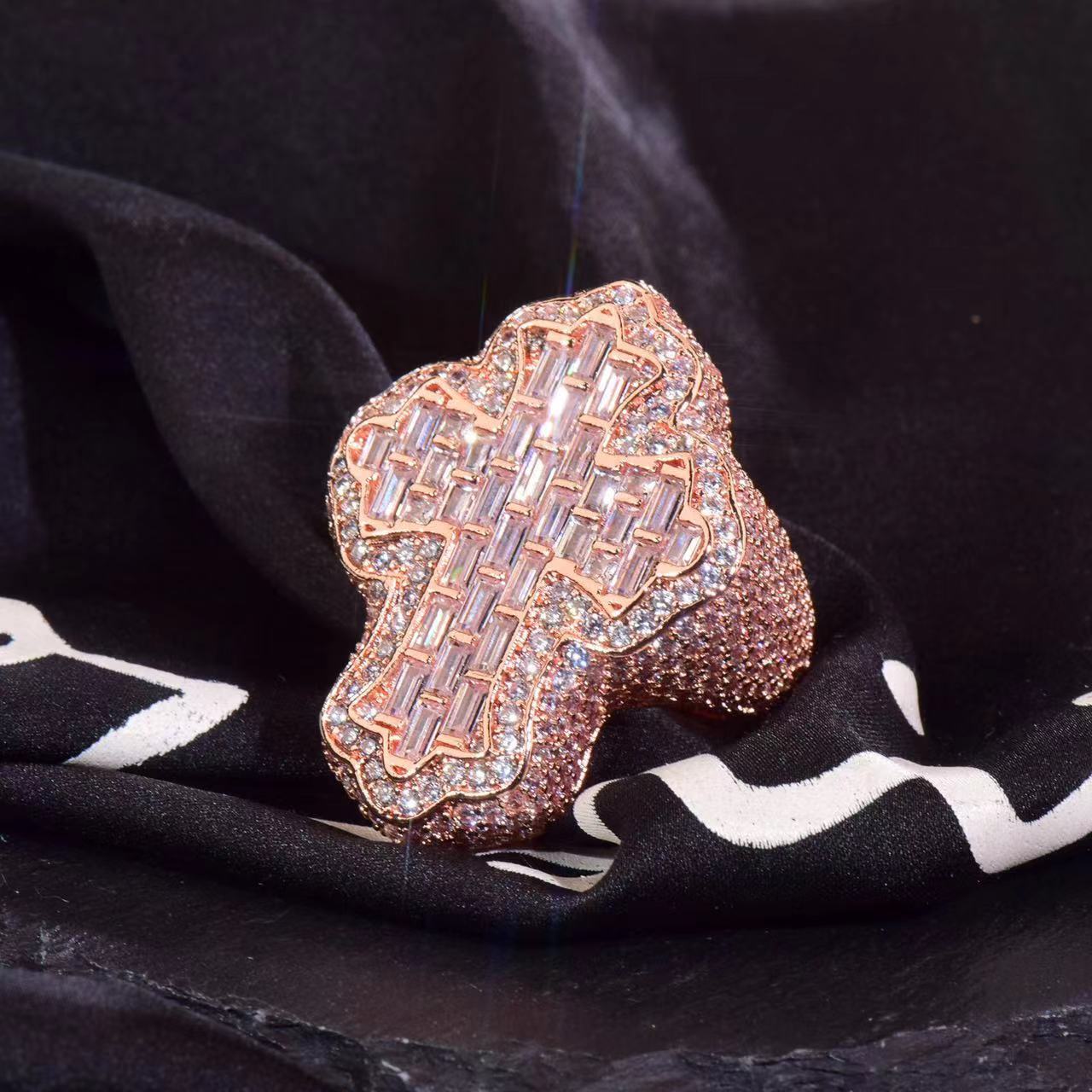 Hot Selling Cross Shape Vvs Moissanite Hip Hop Ring Iced Out Baguette Cut Moissanite 925 Silver Rings Fine Jewelry