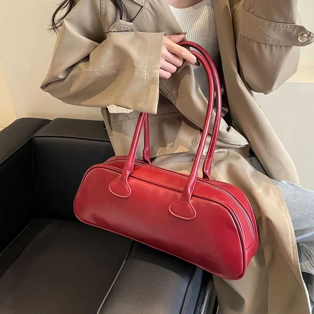 Retro Shoulder Bag PU Leather Women Boston Handbag Solid Color Simple Commute Armpit Purse High Quality Underarm Bag Ladies ToteT251122