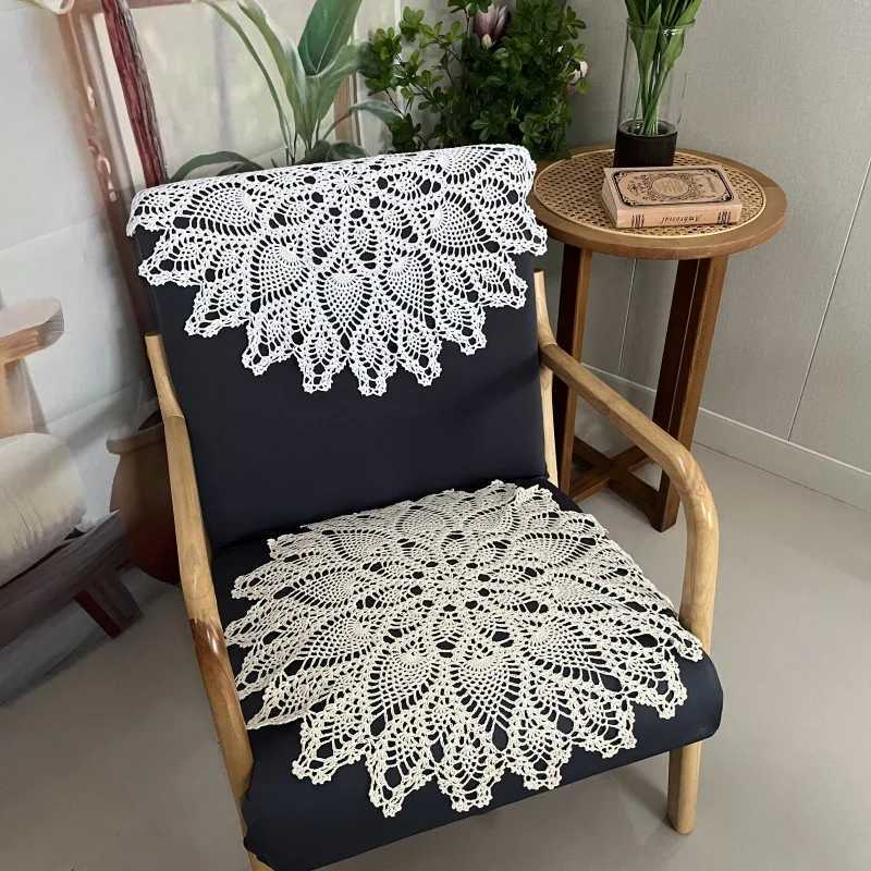 Hand-crocheted Cotton 60cm Vintage Tablecloth Placemat Hollow Lace Crochet Floral Table Cover Lampshade Sofa Cabinet Home Decor C251122