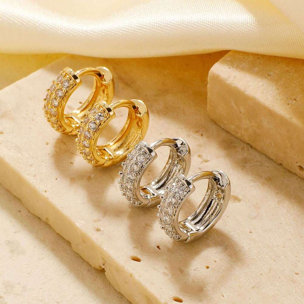 Personalized exquisite copper inlaid zircon 2025 new product, internet famous, fashionable niche design and earrings accessories