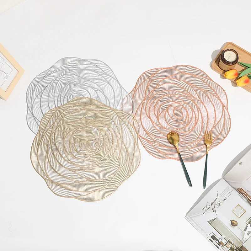 15 New American Light Luxury Hot Gold Cup Cushion PVC Round Rose Hollowing Out Meal Mat Table Mats Decoration Accessories C251122