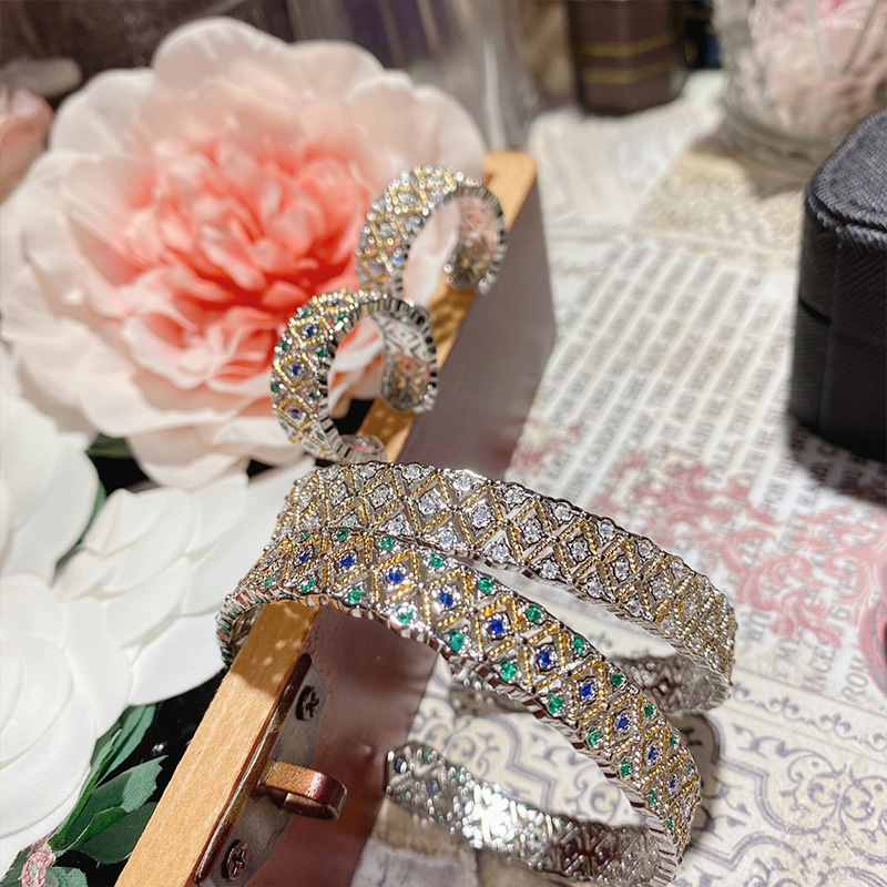 Glittering Gold Tone Tennis Bracelet Women's Fashion Jewelry Luxurious Cubic Zirconia Jewelry for Formal and Casual Wear