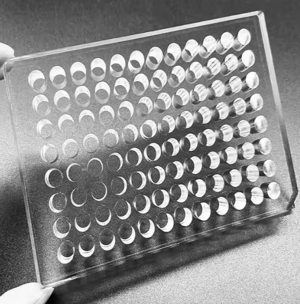 Customized Quartz Glass Substrates with Wells Quartz Glass Hemagglutination Plate with Laser Drilled Holes
