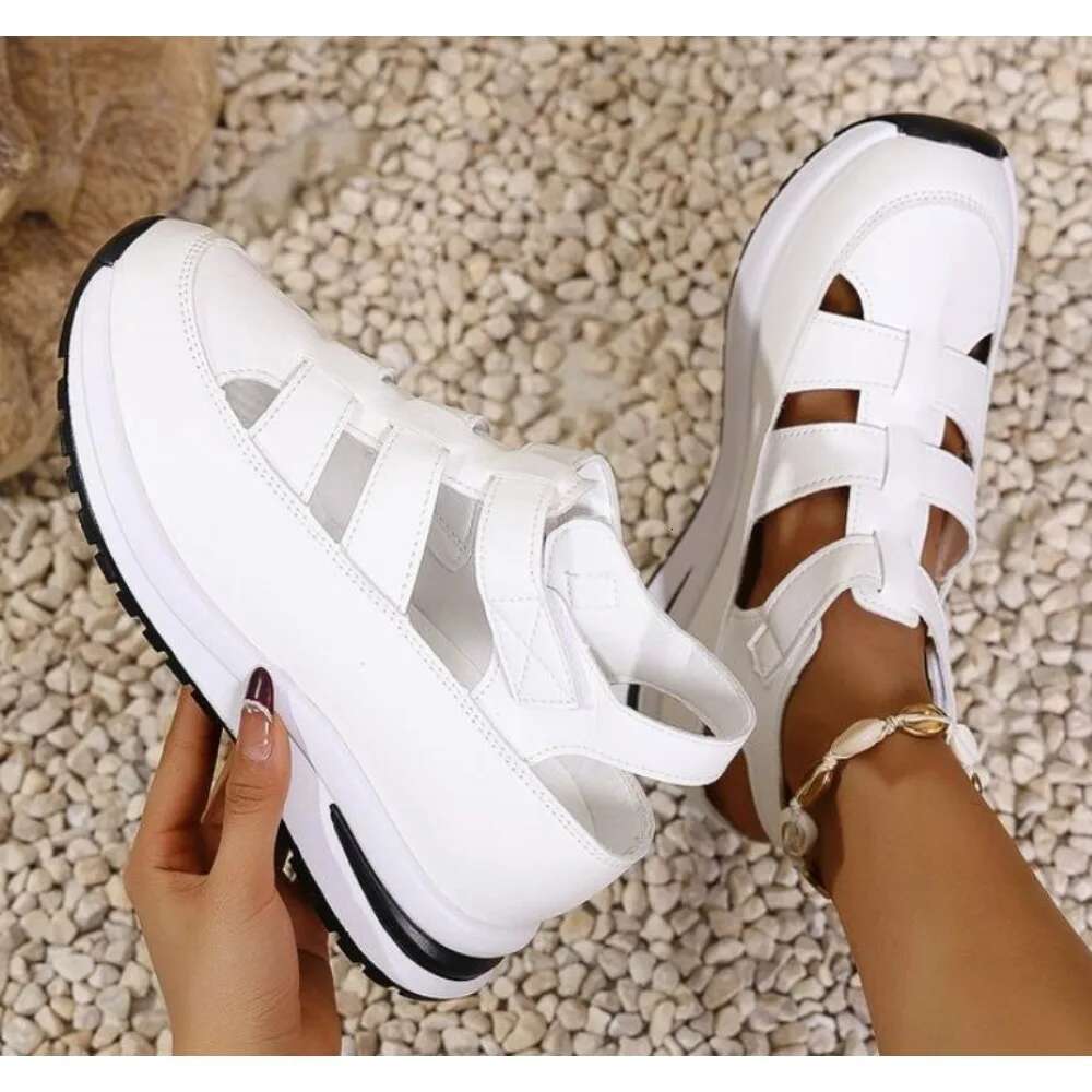 2025 New White Black Closed Toe Women's Rome Casual Sandals Women Hollow Platform Wedges Plus Size 43 Sneakers
