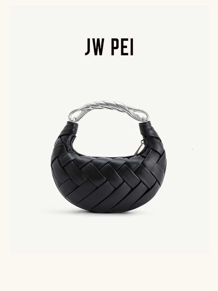 JW PEI Orla Weave Handbag Luxury Designer Handbags New In Casual Handmade Weave Small Shoulder Fashion Dumpling Bag K251121