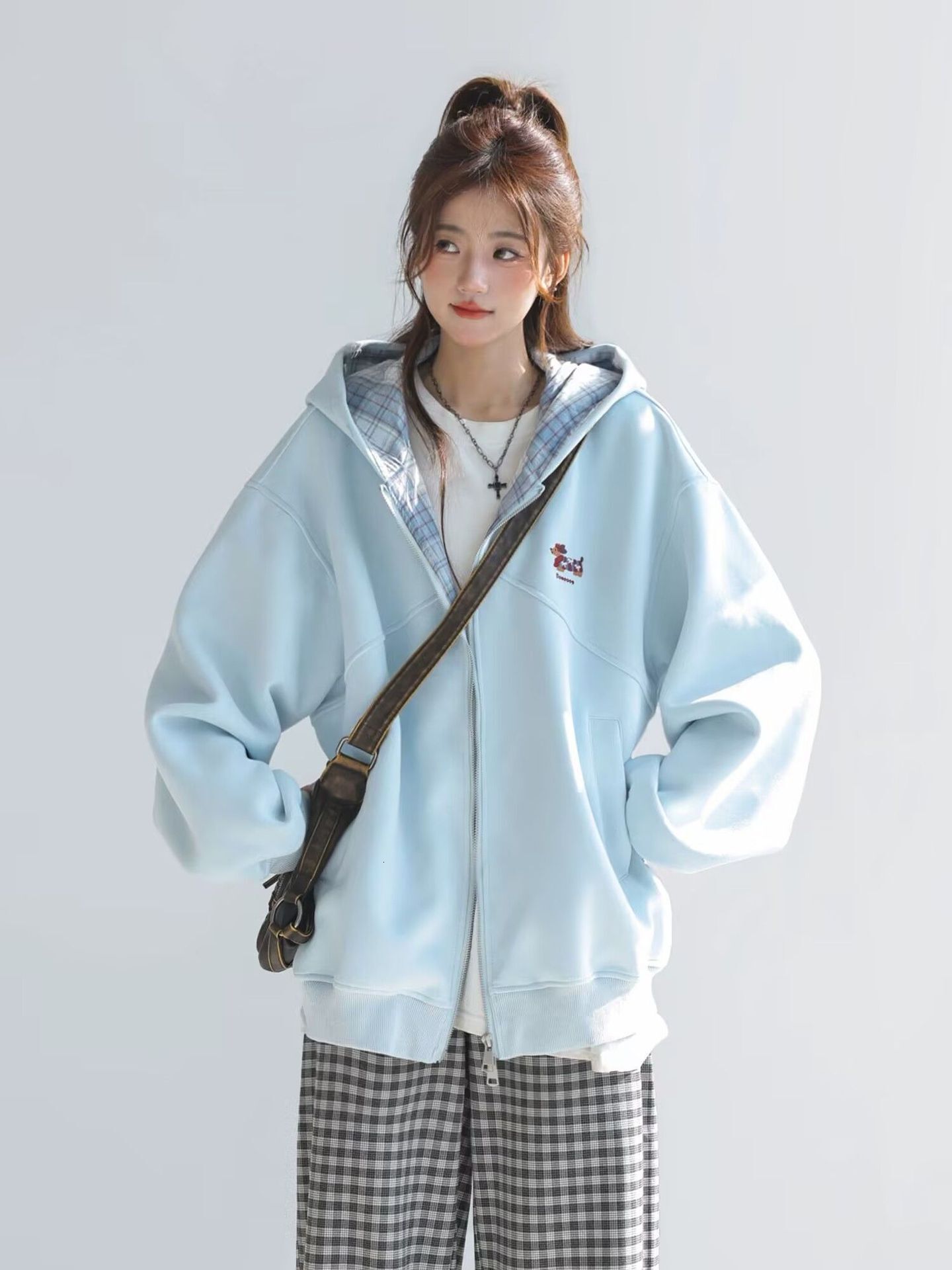 Korean plaid designer long sleeved hooded jacket for women's autumn new style college style patchwork embroidery loose hoodie cardigan