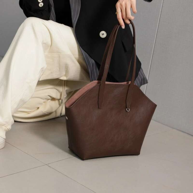 Women S Large Capacity Shoulder Bag Armpit Ladies Genuine Leather Commuter Shopper Bags High Quality Handbag Big Tote Bag