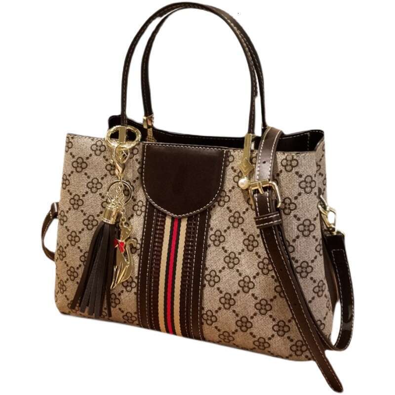 2025 New Fashionable And Versatile Genuine Leather Single Shoulder Crossbody Bag, Women's Printed Light Luxury Handbag, Trendy Brand