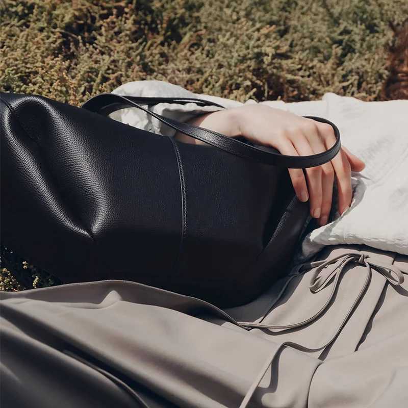 2025 New commuting large-capacity wing bag cowhide retro luxury tote bag single-shoulder handbag K251121