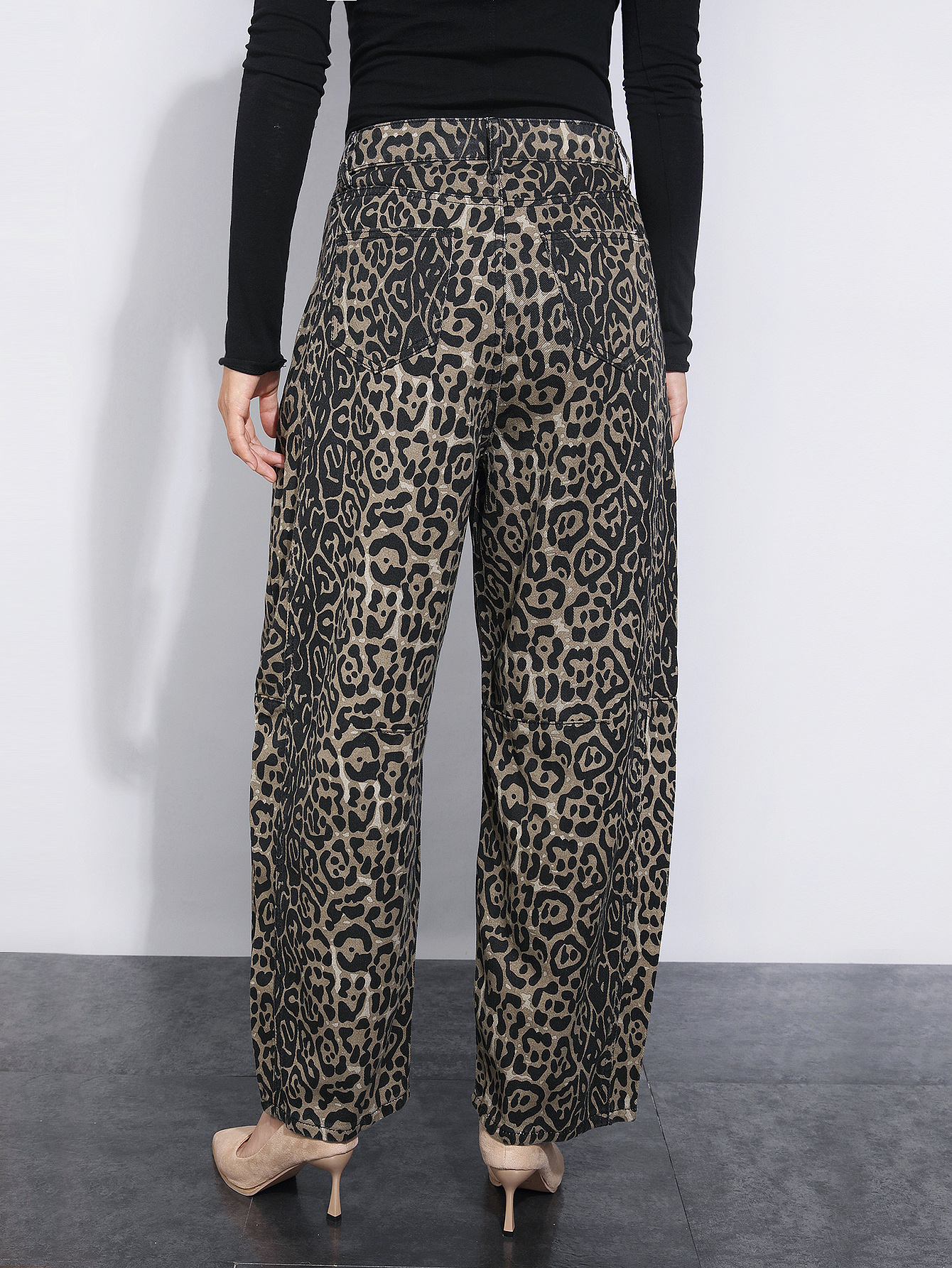 2025 New leopard print non-elastic trendy American pure cotton retro curved jeans for women---tg0021