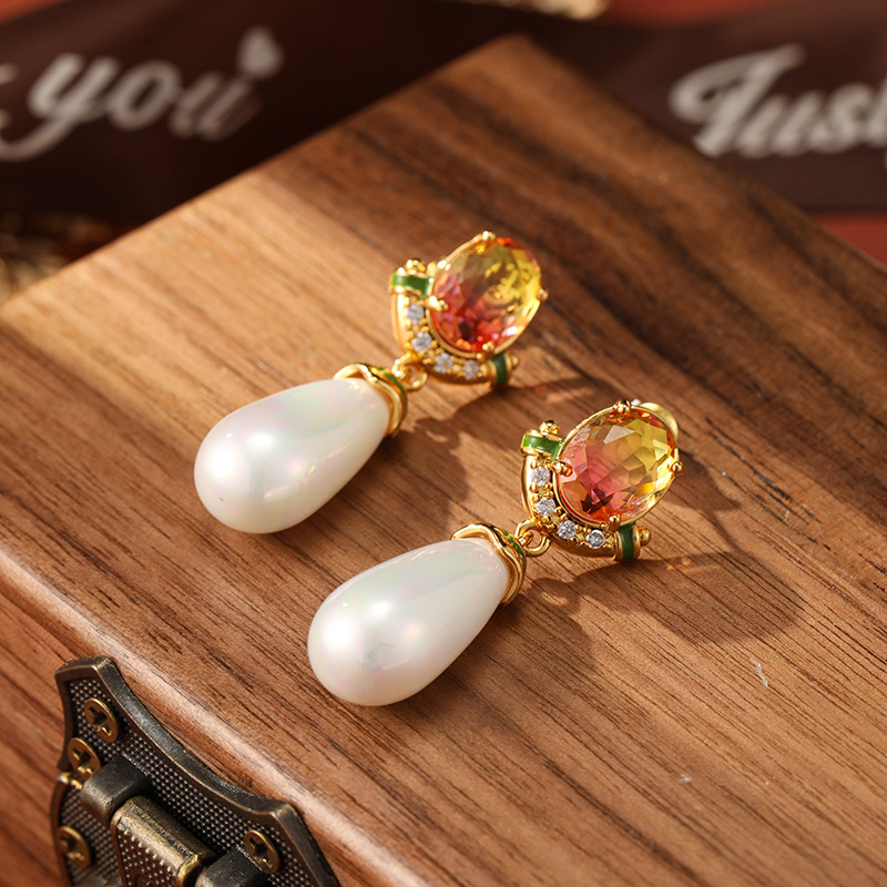 French Retro Court Baroque Freshwater Pearl Earring Women Statement Punk Goth Arcane Tiki Jewelry 250303