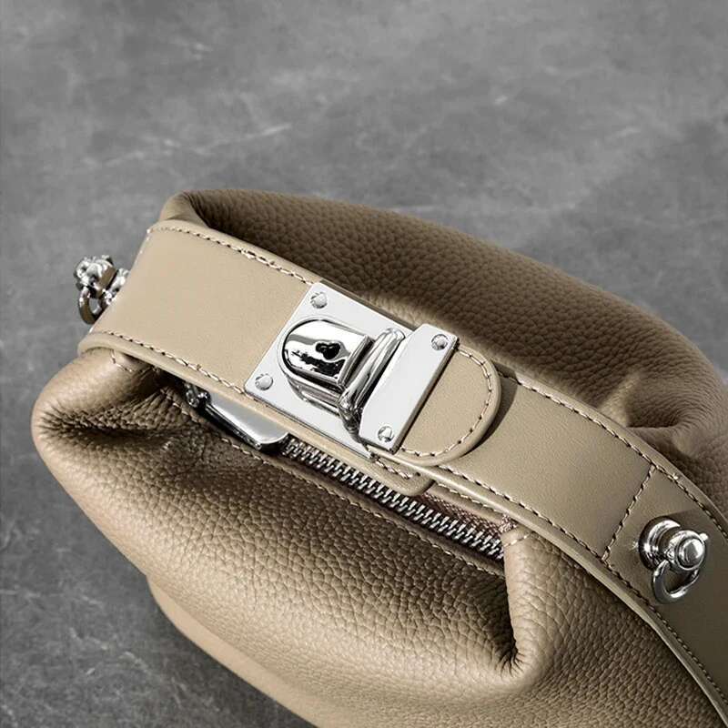 Real Leather Telephone Handbags For Women Mini Bag Sier Buckle Hobos Cross Body Bags Buckets Designer Purses New Arrivals Bag
