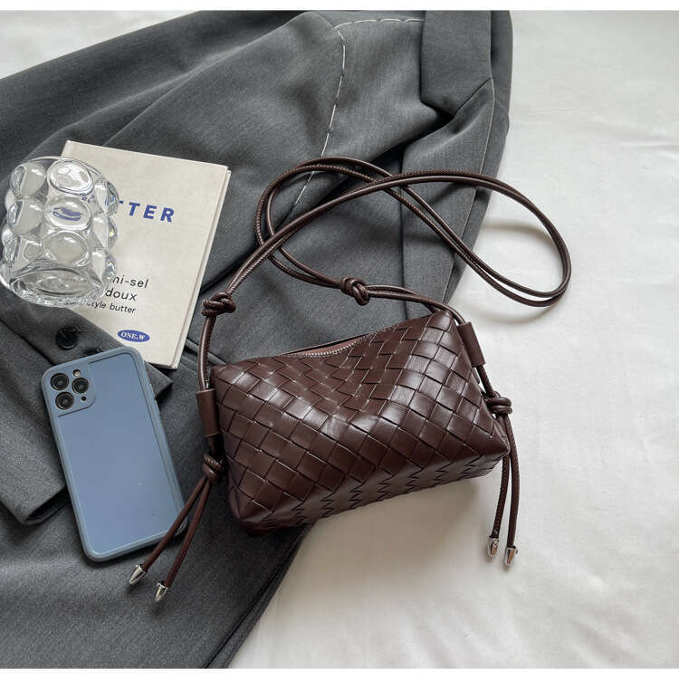 Best Seller Luxury Brand Designer Summer Niche Woven For Women New Trend Versatile Cssbody Soft Surface Quilted Shoulder Underarm Bag