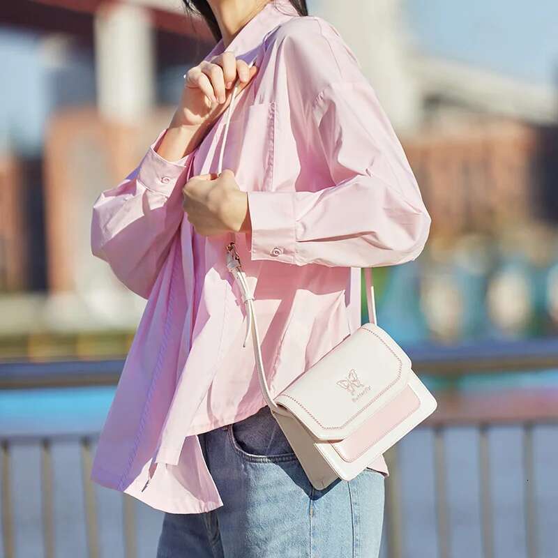 Semir Small Square Women New Textured Fashion Butterfly Crossbody Daily Simple Commuter Shoulder Bag Bag