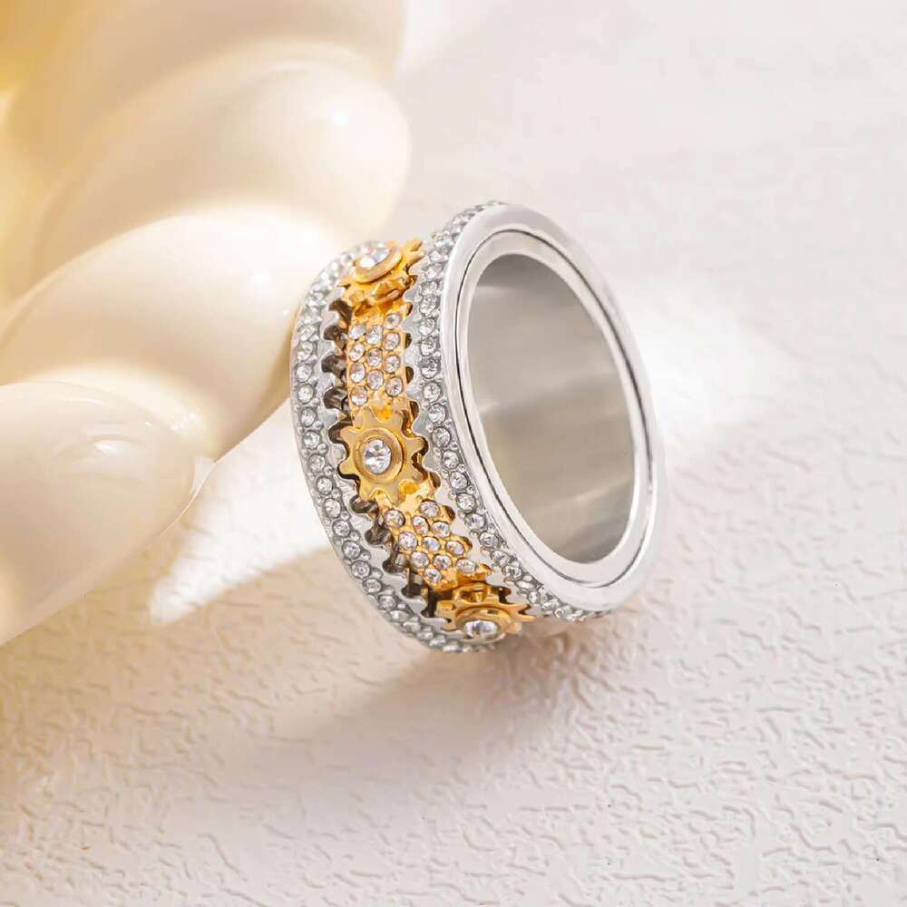 8mm Wide Anxiety Releasing Rotator Rotatable Couple Ring Men's And Women's Gear Rhinestone Strap Simple Casual Classic Brother Ring