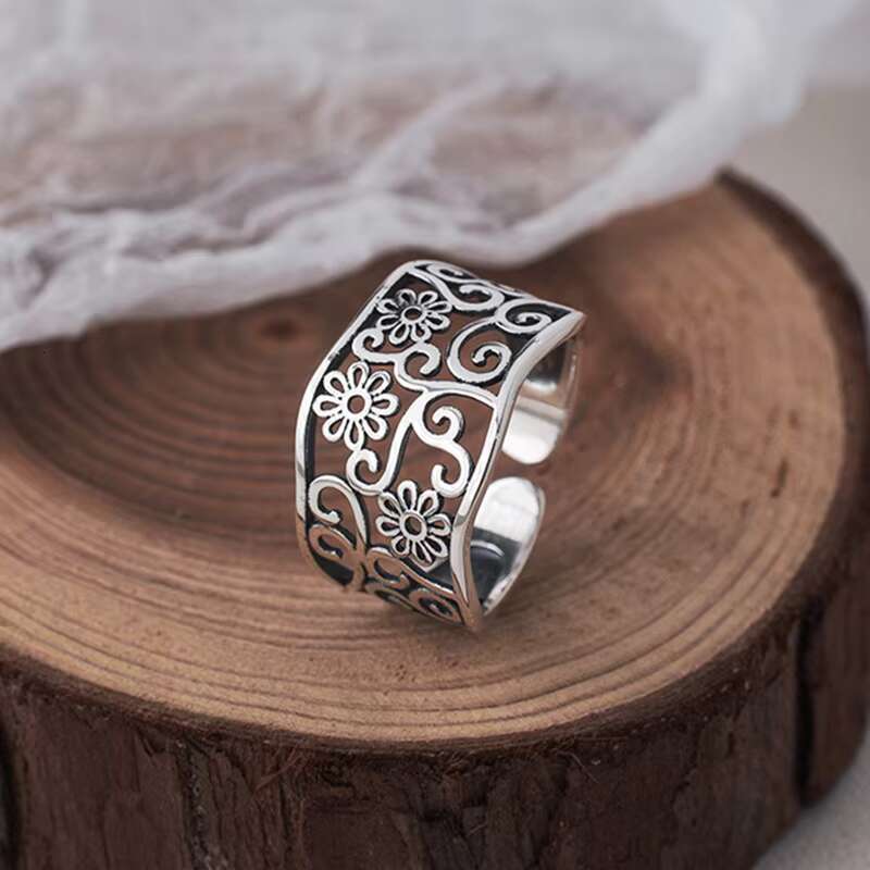 Adjustable Ring Retro Hollow Floral Design Open Band Vintage Style for Women Men Unisex Jewellery 1 Piece