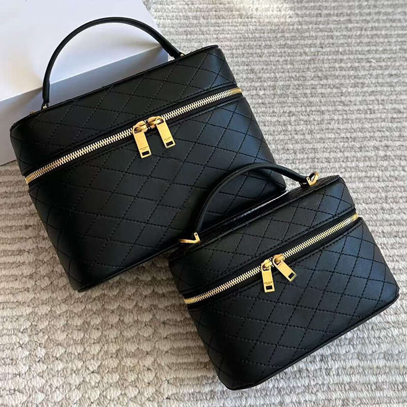 Designer Vanity Gaby Makeup Box Women Shoulder Bag Sheepskin Cosmetic Pochette Handbag Crossbody Bag Mini Handbag