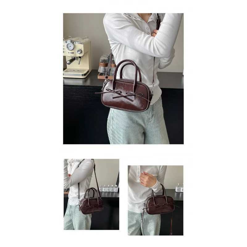 High-End Unique Messenger Purse Shopper Bag Womens Leather Solid Color Large Capacity Business Commuter ElegantT251122