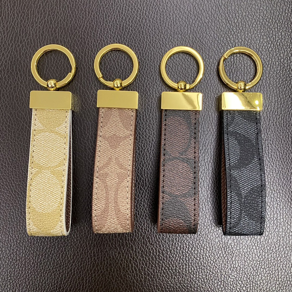 designer Keychain bag charms denim mirror Classic Exquisite Luxury Designer Car Keyring Zinc Alloy Letter Unisex Lanyard Gold Black Metal Small Jewelry dhgate