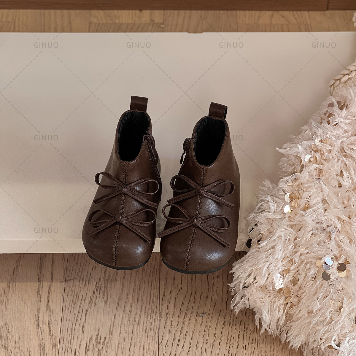 New designer shoes Girls Korean Style Retro Patchwork Children s Bow Martin Boots Autumn Winter New Girls Baby Short Boots