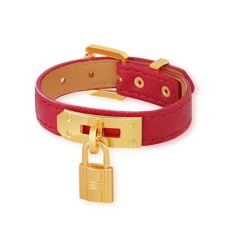 MOONLIGHT Classic Design Golden Lock Bracelets for Women High Quality Adjustable Leather Bracelet Female Jewelry Gifts 2 Colors J251122