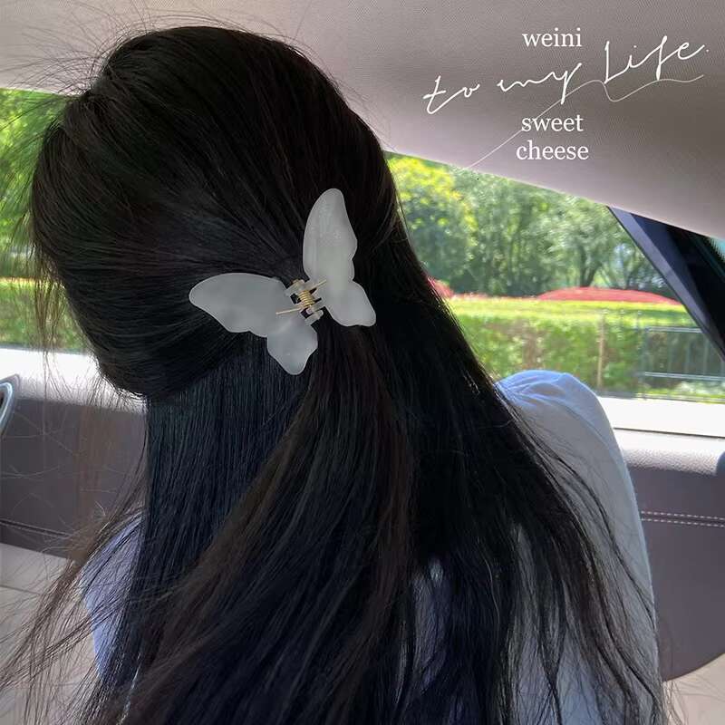 DHCollections Super Fairy Butterfly Small Backspoon Shark New Summer Clip