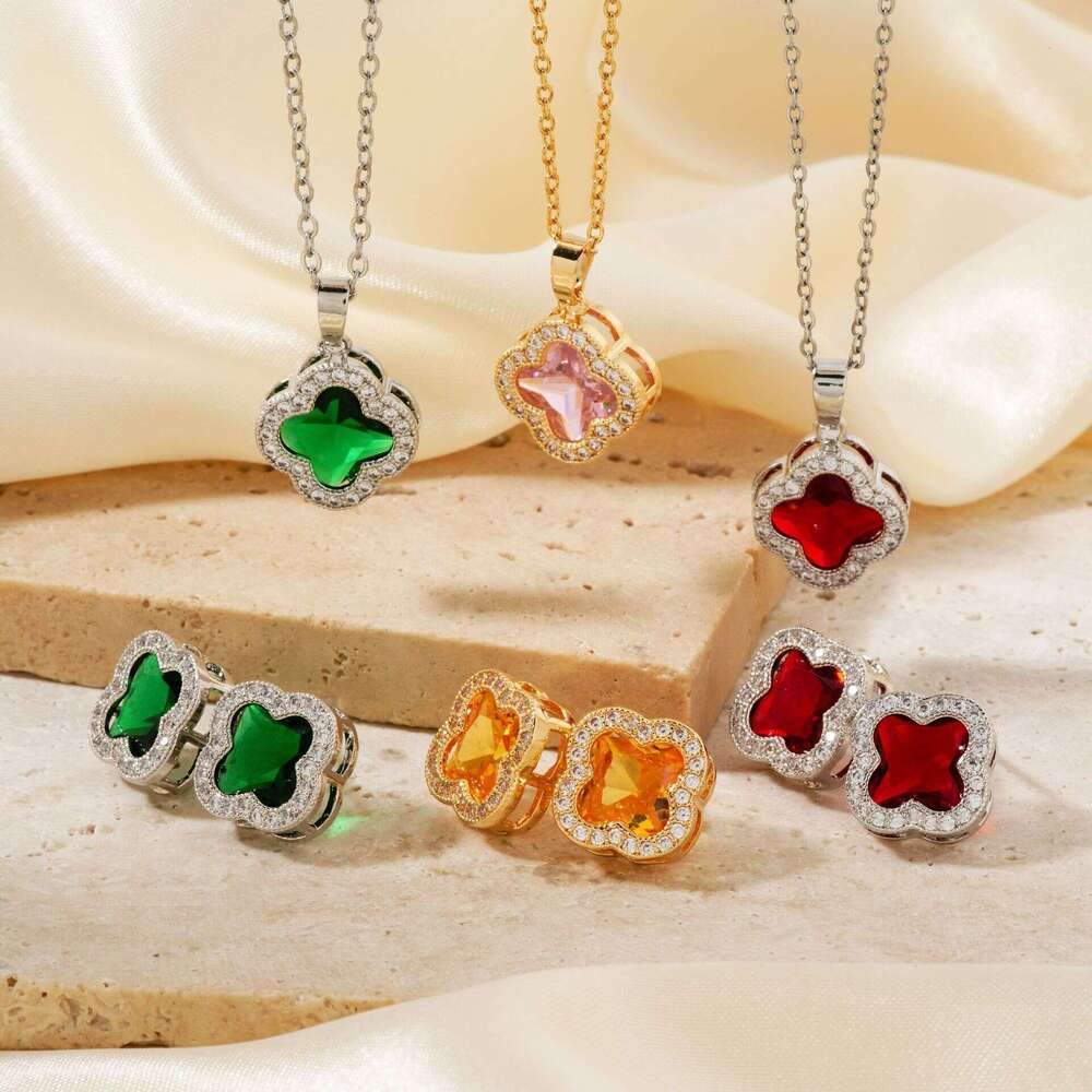 Micro inlaid clover necklace earrings two-piece set, women's light niche design, high-end feeling, internet celebrity temperament jewelry set