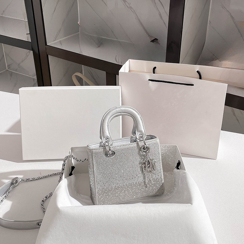 Designer Series Diamond Inlaid Small Square Bag 2025 Free Shipping New Product Designer Bag High End Brand Luxury Women's Banquet Bag Luxury Soci