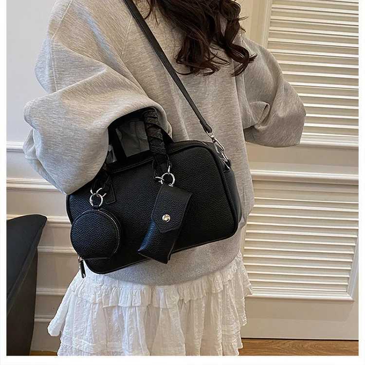 Luxury Designer PU Leather Lichee Pattern Womens Handbag Casual Crossbody Bag Pillow Boston Bowling ToteT251122