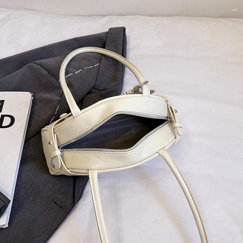 Totes Small Niche Design Armpit Bag For Women 2025 Fashionable And Versatile Commuting Single Shoulder Baguette Hand-held Bow