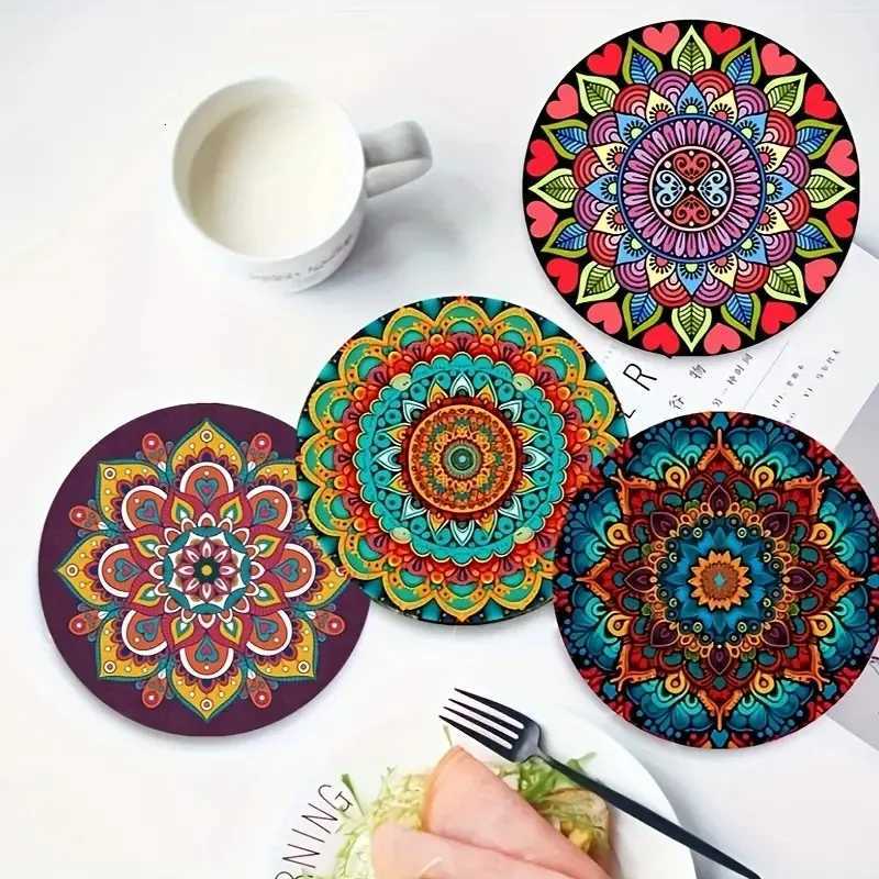 6 sets of mandala pattern art-painted wooden anti-slip coasters suitable for decoration of living room kitchenware C251122